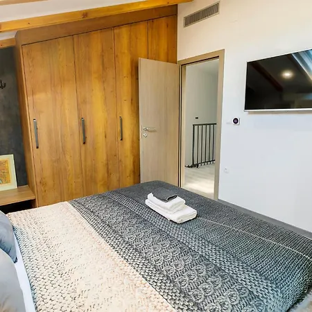 Luxurious In With Sauna Σπίτι διακοπών Σπλιτ