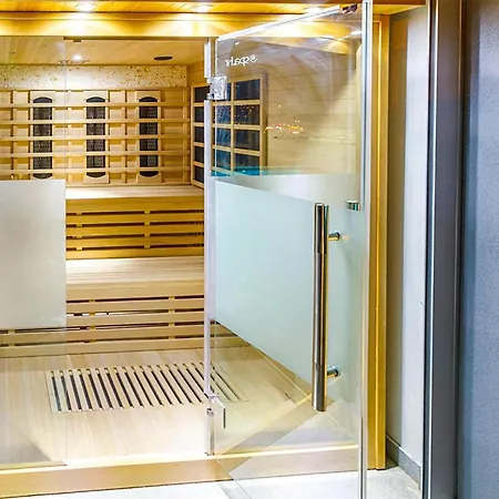 Σπίτι διακοπών Luxurious In With Sauna *