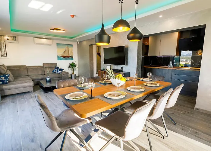 Holiday home Luxurious In With Sauna